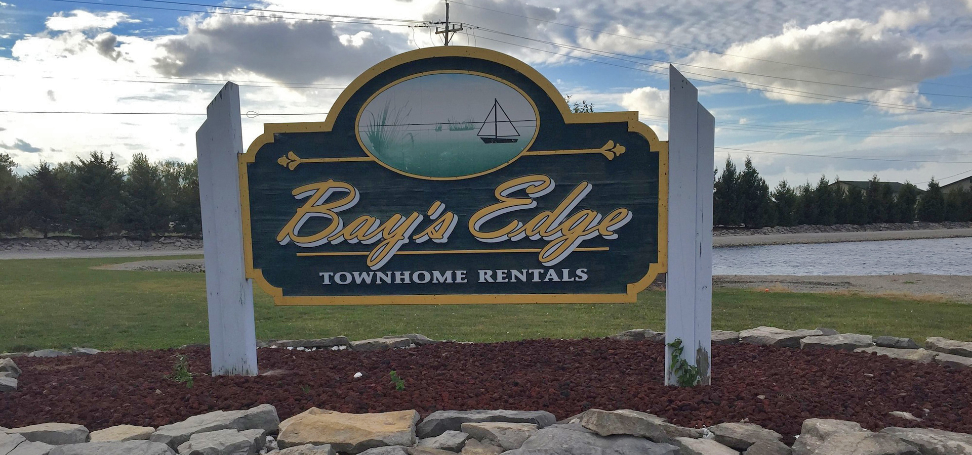 Bays Edge Bait & Tackle Shop - Lake Erie Restaurant and